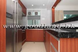 Sai Kung Village House For Sale 