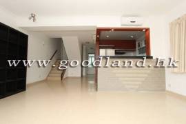 Sai Kung Village House For Sale 