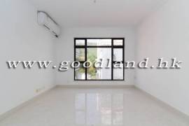 SAI KUNG Village House For Sale