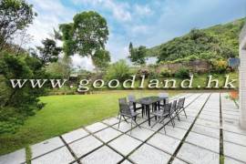 SAI KUNG Village House For Sale