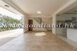 Sai Kung Village House For Sale
