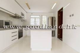 Sai Kung Village House For Sale