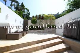 Clear Water Bay Villa For Sale