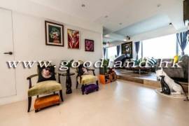 Clear Water Bay Villa For Sale