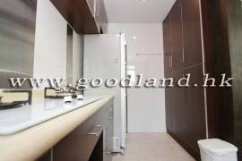 Clear Water Bay Villa For Sale