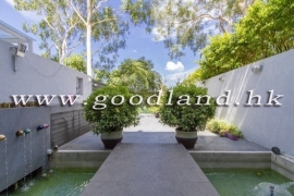 Sai Kung Villa For Sale