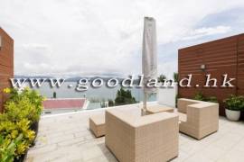 Clear Water Bay Villa For Sale