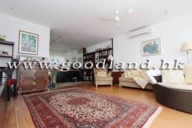 Clear Water Bay Villa For Sale