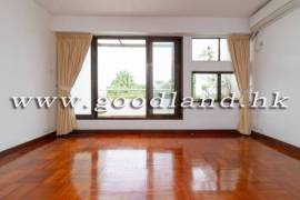 Clear Water Bay Villa For Sale