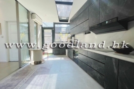 SAI KUNG Luxury Detached Villa with Private Pool For Sale