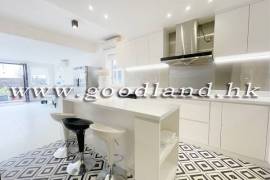 SAI KUNG Two Storey House with Sea View For Sale