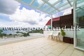 SAI KUNG Two Storey House with Sea View For Sale