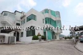 Clear Water Bay Villa For Sale
