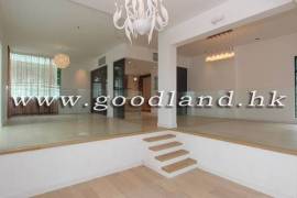 Clear Water Bay Villa For Sale