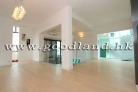 Clear Water Bay Villa For Sale