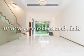 SAI KUNG Prestigious Villa with Greenery View For Sale