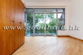 SAI KUNG Prestigious Villa with Greenery View For Sale