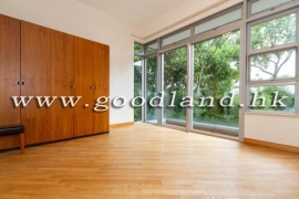SAI KUNG Prestigious Villa with Greenery View For Sale