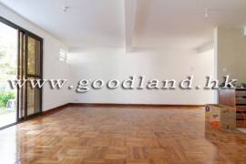 CLEAR WATER BAY Village House with Lawn Garden, Sea and Greenery View For Rent