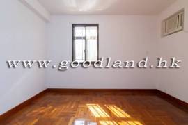 CLEAR WATER BAY Village House with Lawn Garden, Sea and Greenery View For Rent