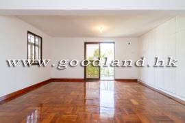 CLEAR WATER BAY Village House with Lawn Garden, Sea and Greenery View For Rent