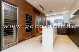 Clear Water Bay Villa For Sale