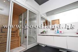 Clear Water Bay Villa For Sale