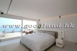 Clear Water Bay Villa For Sale