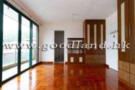 CLEAR WATER BAY Village House with Lovely Garden and Parking For Rent