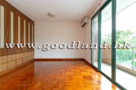 CLEAR WATER BAY Village House with Lovely Garden and Parking For Rent