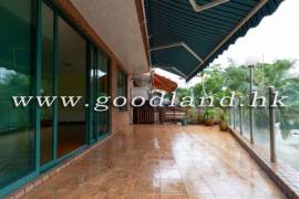 CLEAR WATER BAY Village House with Lovely Garden and Parking For Rent