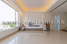 Clear Water Bay Villa For Sale
