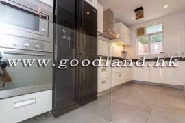 Clear Water Bay Villa For Sale