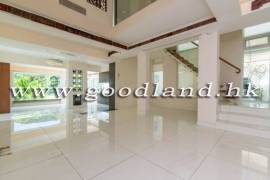Clear Water Bay Villa For Sale