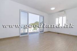 CLEAR WATER BAY Detached Village House with New Renovation and Garden For Rent