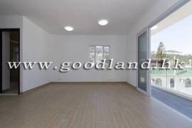 CLEAR WATER BAY Detached Village House with New Renovation and Garden For Rent