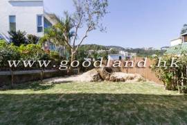CLEAR WATER BAY Detached Village House with New Renovation and Garden For Rent