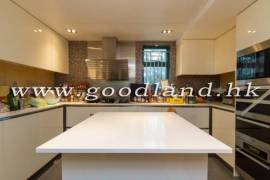 Clear Water Bay Villa For Sale