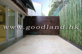 Clear Water Bay Managed Villa With Communal Pool For Sale