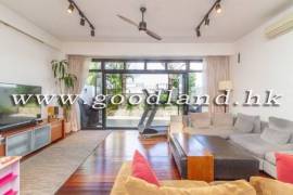Clear Water Bay Villa For Sale
