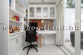 Renovated Clear Water Bay Villa With Communal Pool For Sale