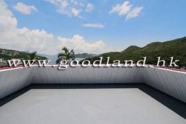 CLEAR WATER BAY Fully Detached Village House with Huge Garden and Sea View For Rent