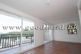 CLEAR WATER BAY Fully Detached Village House with Huge Garden and Sea View For Rent