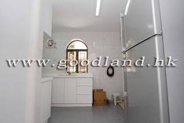 CLEAR WATER BAY Fully Detached Village House with Huge Garden and Sea View For Rent