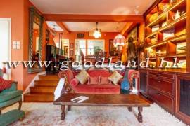Clear Water Bay Villa For Sale