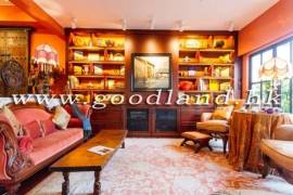 Clear Water Bay Villa For Sale