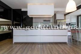 Clear Water Bay Villa For Sale