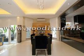 Clear Water Bay Villa For Sale