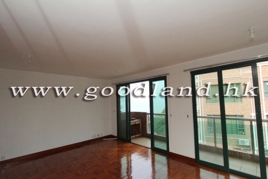 CLEAR WATER BAY Village House with Stunning Sea View from Every Floor For Rent