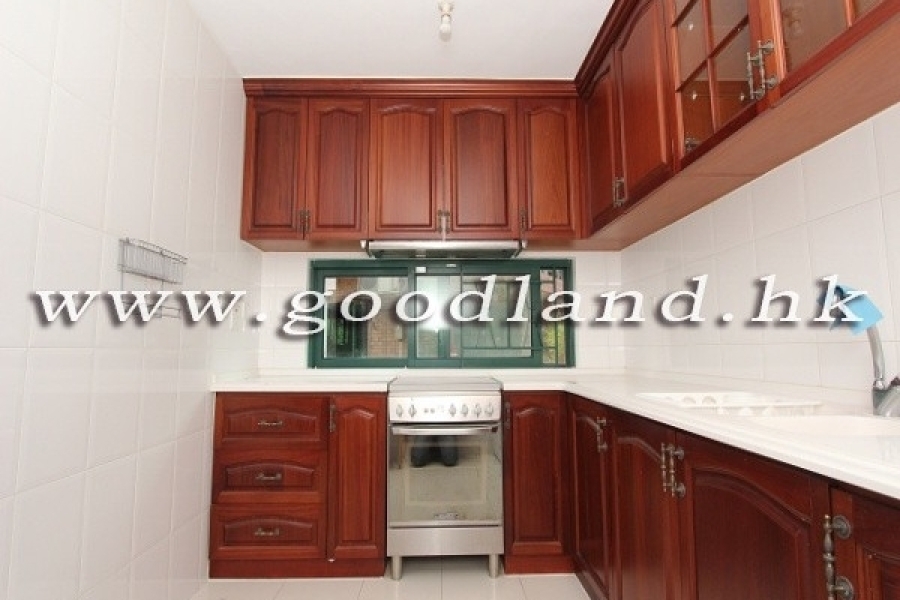 CLEAR WATER BAY Village House with Stunning Sea View from Every Floor For Rent